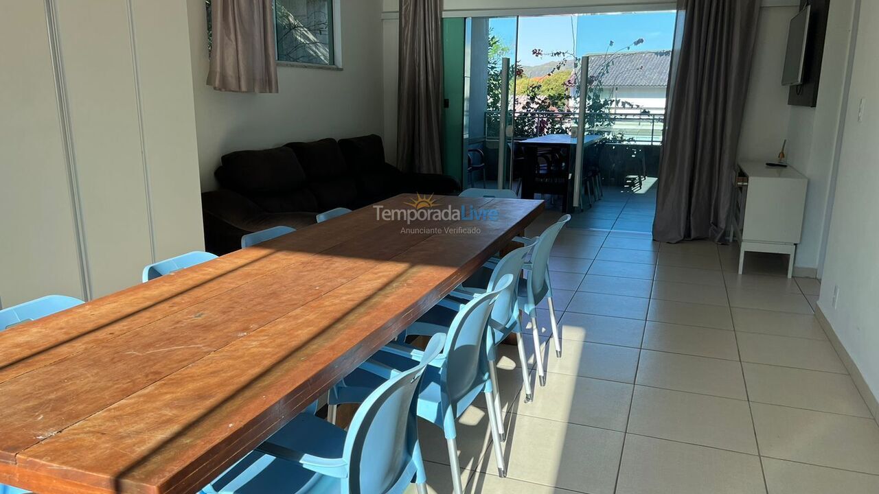 Casa para aluguel de temporada em Bombinhas (Canto Grande)