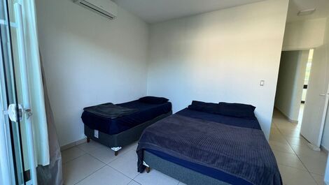 Casa Segundo Piso na Praia de Mariscal