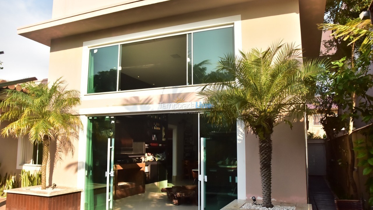 House for vacation rental in Bombinhas (Canto Grande)