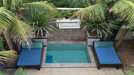 Cozy house with pool on Mariscal Beach