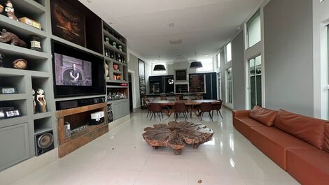 Cozy house with pool on Mariscal Beach