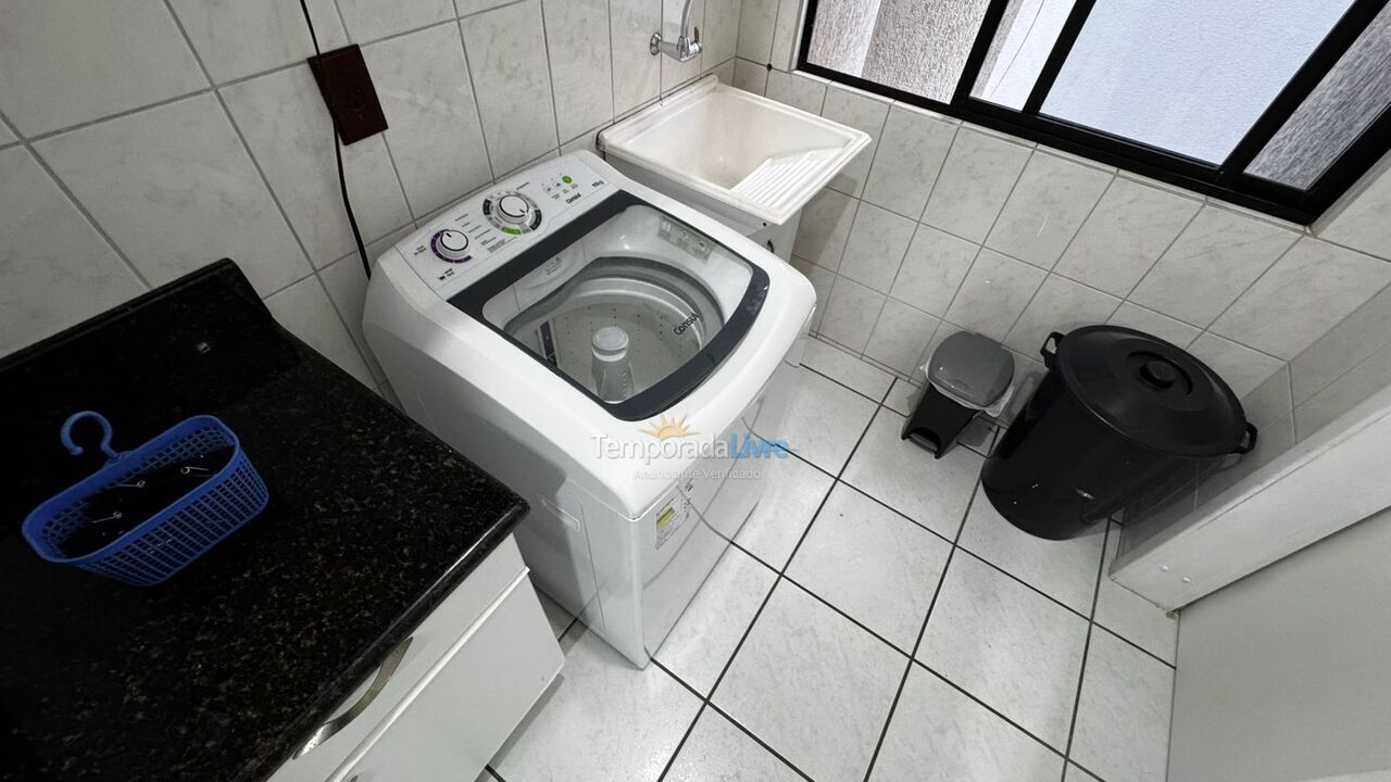 Apartamento para alquiler de vacaciones em Itapema (Meia Praia)