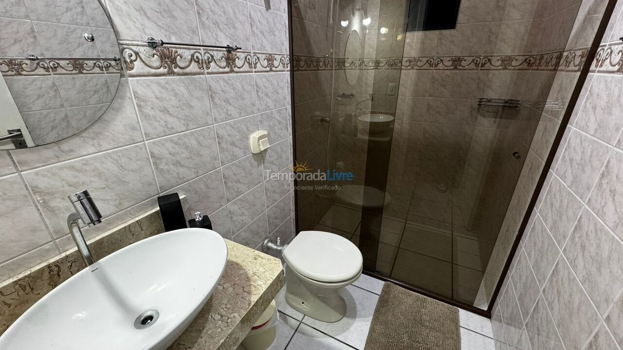 Apartamento para alquiler de vacaciones em Itapema (Meia Praia)