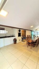 Casa con Piscina y Spa para hasta 10 personas - a 50m de la Playa Mariscal