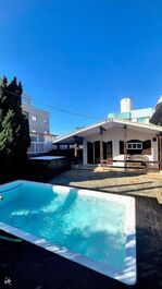 Casa con Piscina y Spa para hasta 10 personas - a 50m de la Playa Mariscal