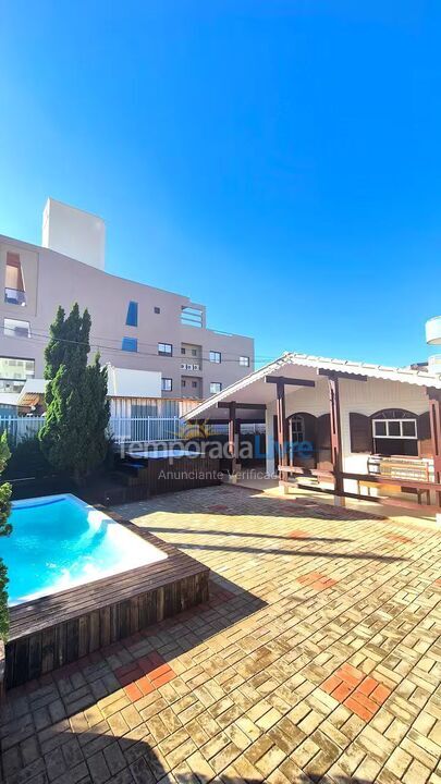 Casa para alquiler de vacaciones em Bombinhas (Canto Grande)