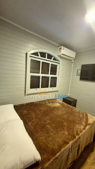 Casa para alquiler de vacaciones em Bombinhas (Canto Grande)