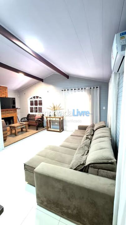 Casa para alquiler de vacaciones em Bombinhas (Canto Grande)