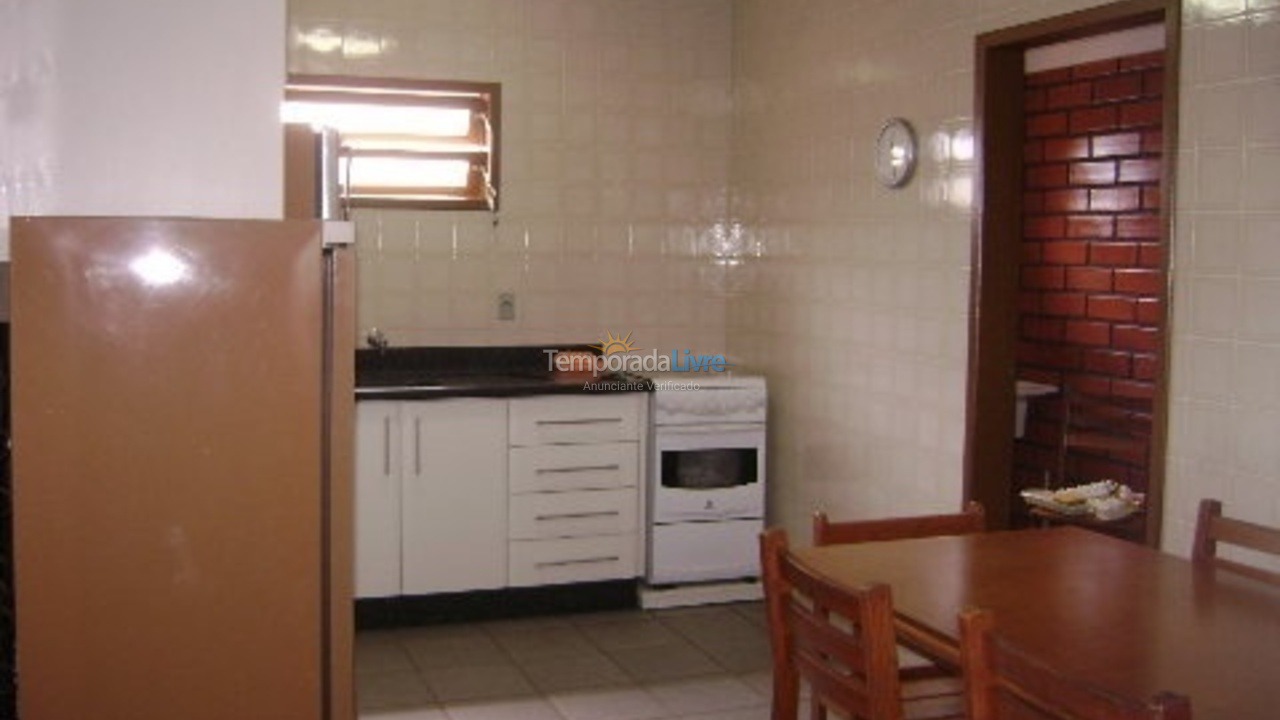 Casa para aluguel de temporada em Florianopolis (Praia dos Ingleses)
