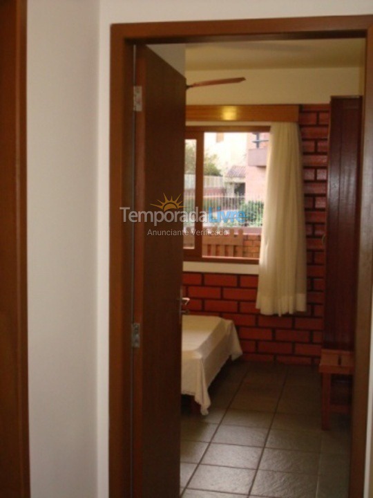 Casa para aluguel de temporada em Florianopolis (Praia dos Ingleses)