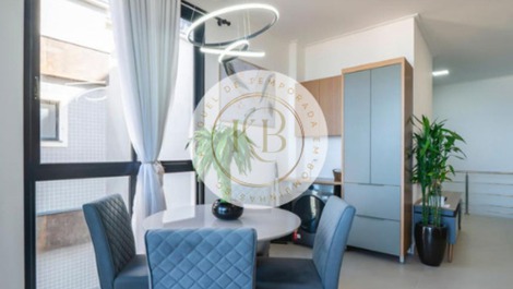 Wonderful Duplex Penthouse with Sea View.