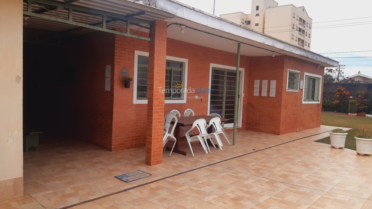 Chácara / sítio para aluguel de temporada em Rio Claro (Alto do Santana)