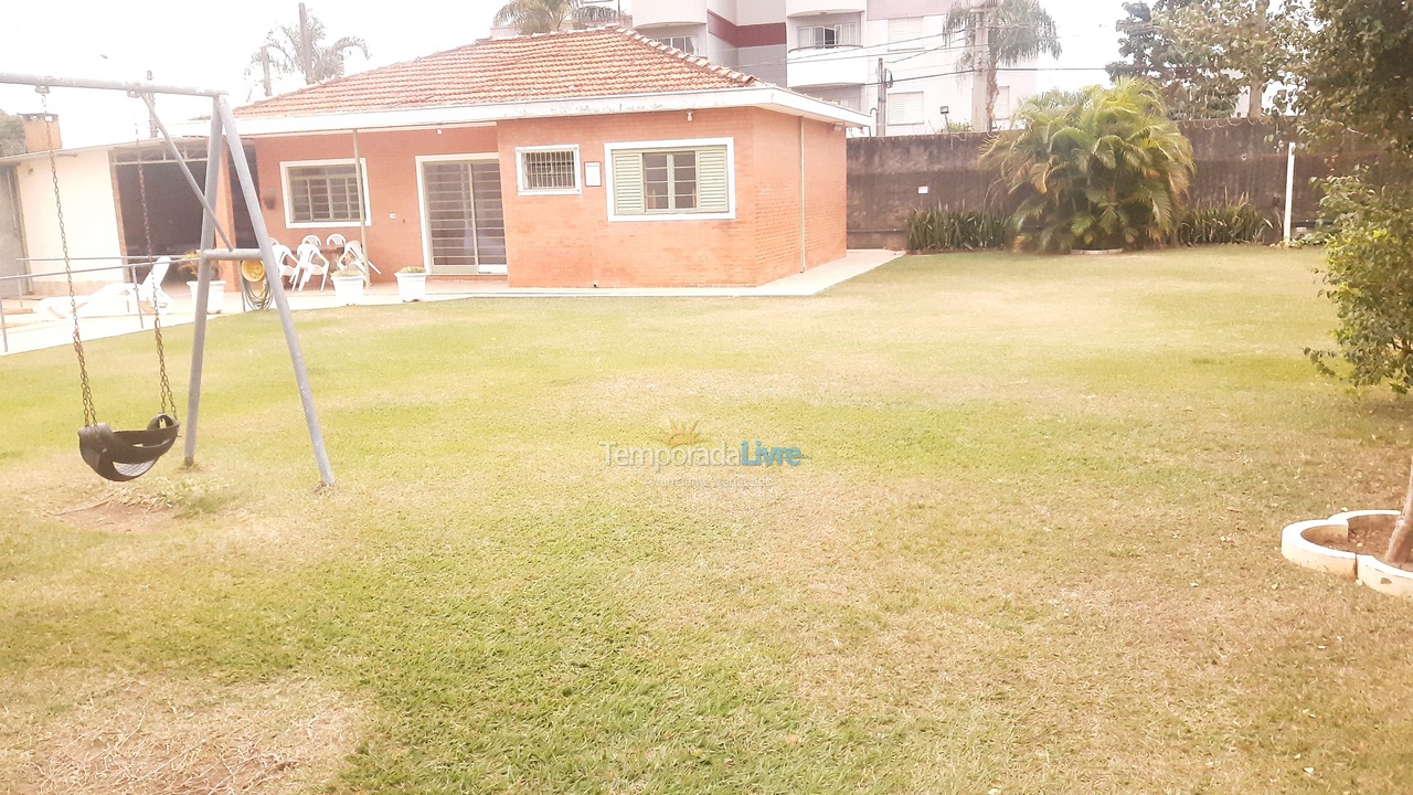 Chácara / sítio para aluguel de temporada em Rio Claro (Alto do Santana)