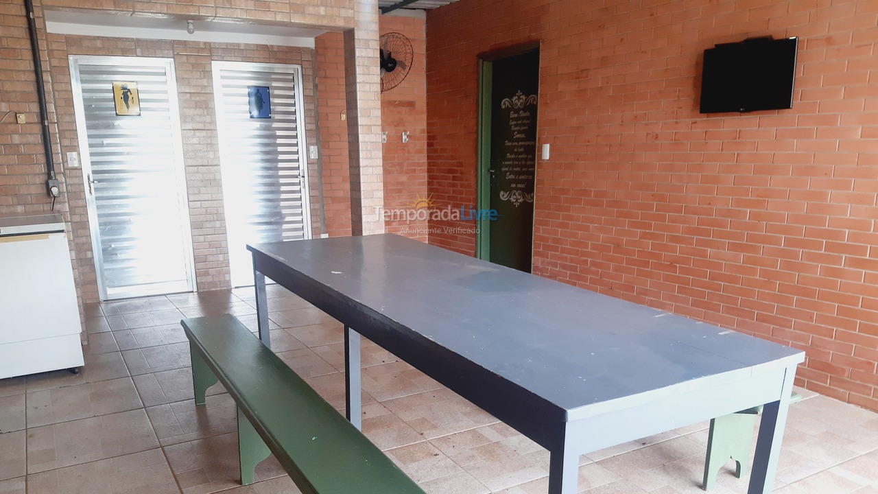 Chácara / sítio para aluguel de temporada em Rio Claro (Alto do Santana)