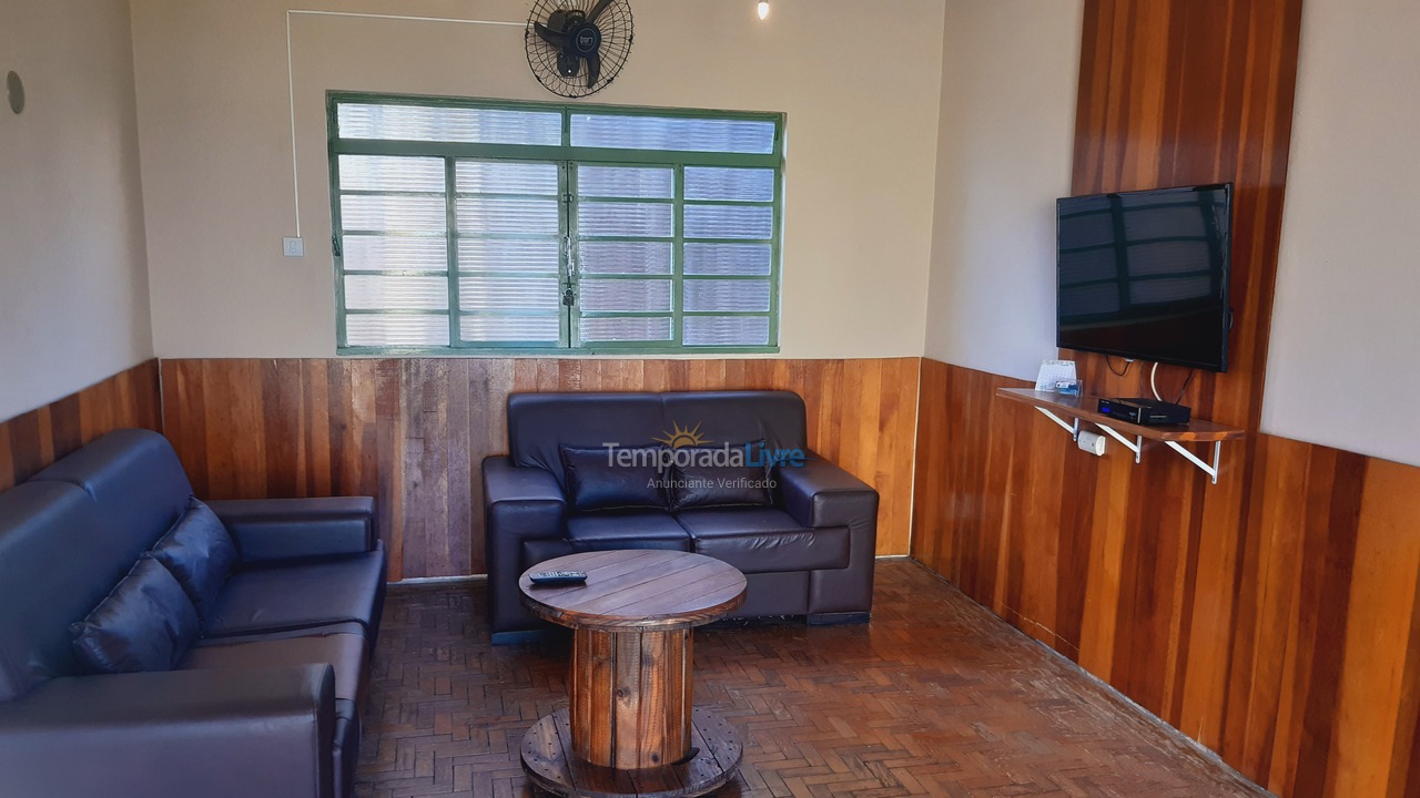 Chácara / sítio para aluguel de temporada em Rio Claro (Alto do Santana)