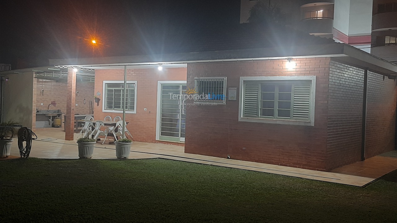 Chácara / sítio para aluguel de temporada em Rio Claro (Alto do Santana)