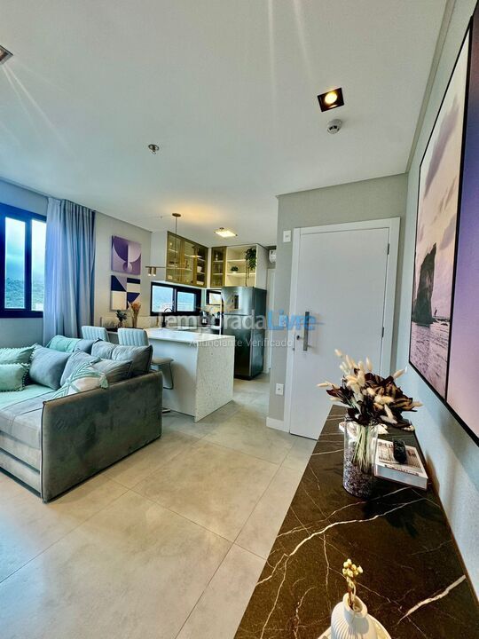 Apartamento para aluguel de temporada em Itapema (Centro)