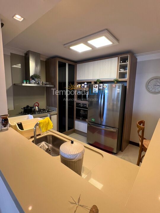 Casa para aluguel de temporada em Bombinhas (Praia de Bombas)