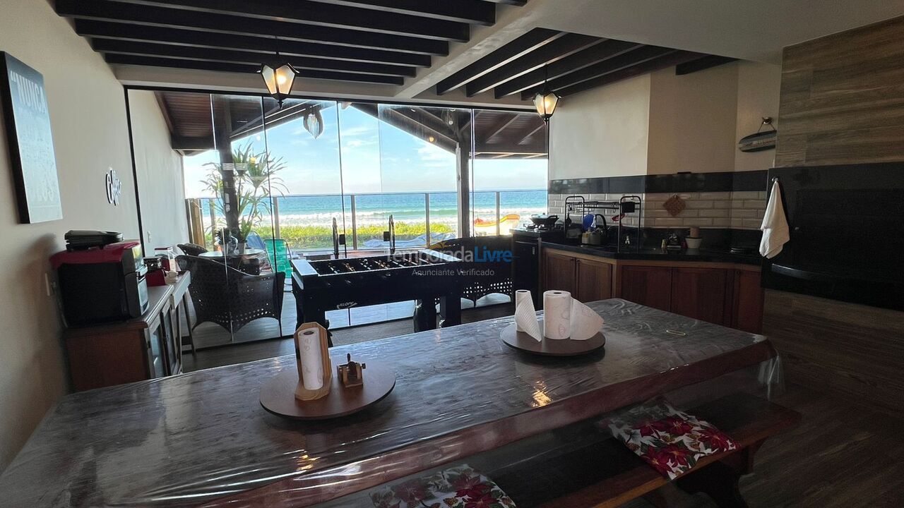 Casa para aluguel de temporada em Bombinhas (Praia de Bombas)