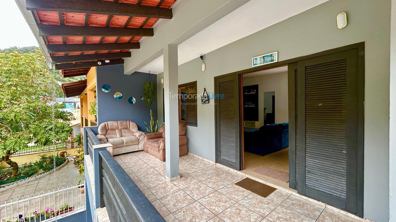 Apartamento para alquiler de vacaciones em São Francisco do Sul (Prainha)