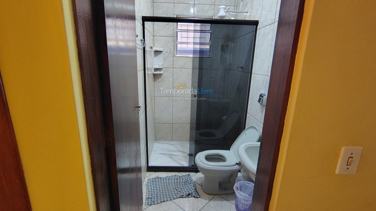 Casa para aluguel de temporada em Caraguatatuba (Martim de Sá)