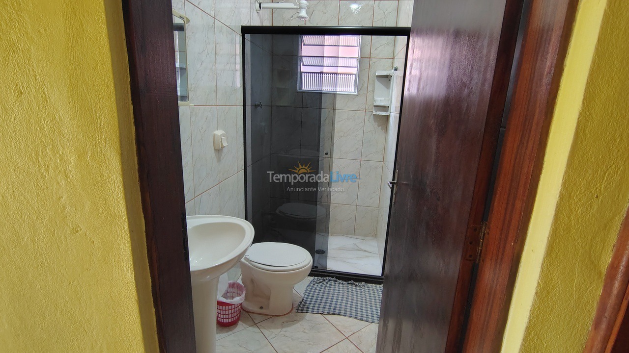 Casa para aluguel de temporada em Caraguatatuba (Martim de Sá)