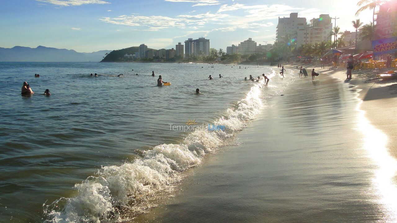 Casa para aluguel de temporada em Caraguatatuba (Martim de Sá)