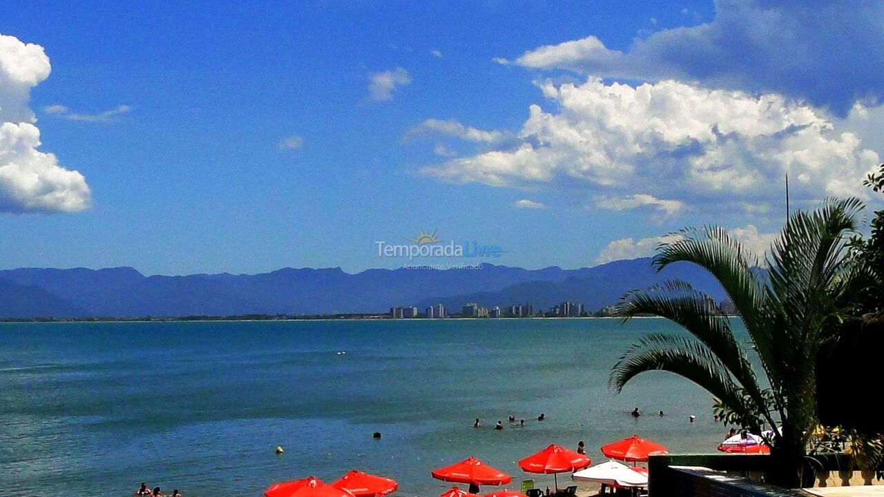 Casa para aluguel de temporada em Caraguatatuba (Martim de Sá)