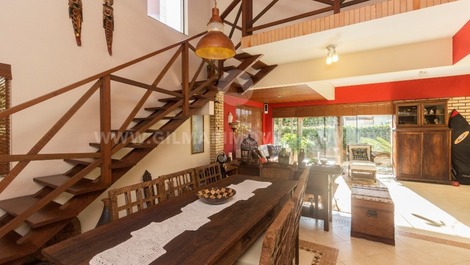 Linda casa a 50 metros da praia em Canto Grande (mar de fora)