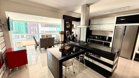 Ed. Perlas del Atlántico: 3 dormitorios / aire acondicionado / barbacoa