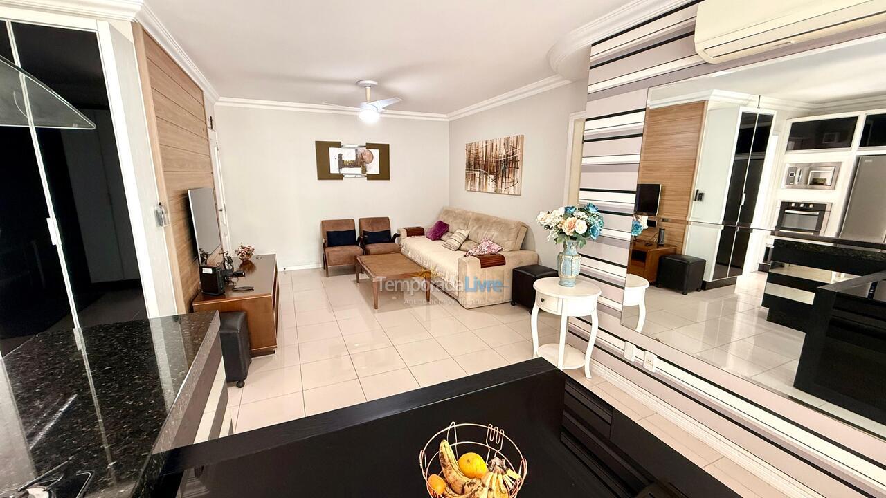 Apartamento para alquiler de vacaciones em Balneário Camboriú (Praia Central)