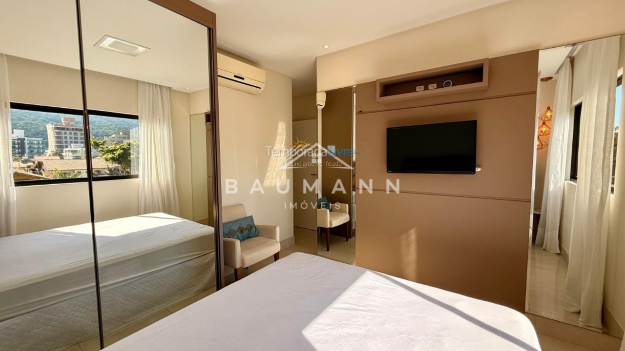 Apartment for vacation rental in Bombinhas (Praia de Bombas)