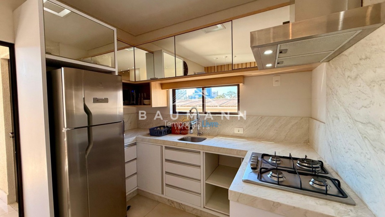 Apartment for vacation rental in Bombinhas (Praia de Bombas)