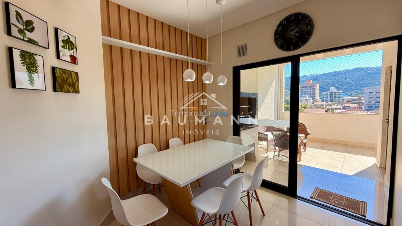 Apartment for vacation rental in Bombinhas (Praia de Bombas)