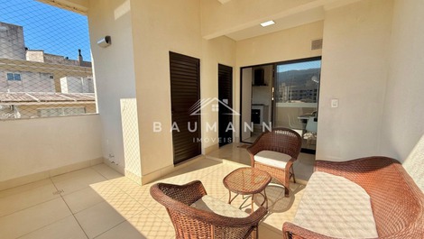 Duplex Penthouse in Bombas for the season