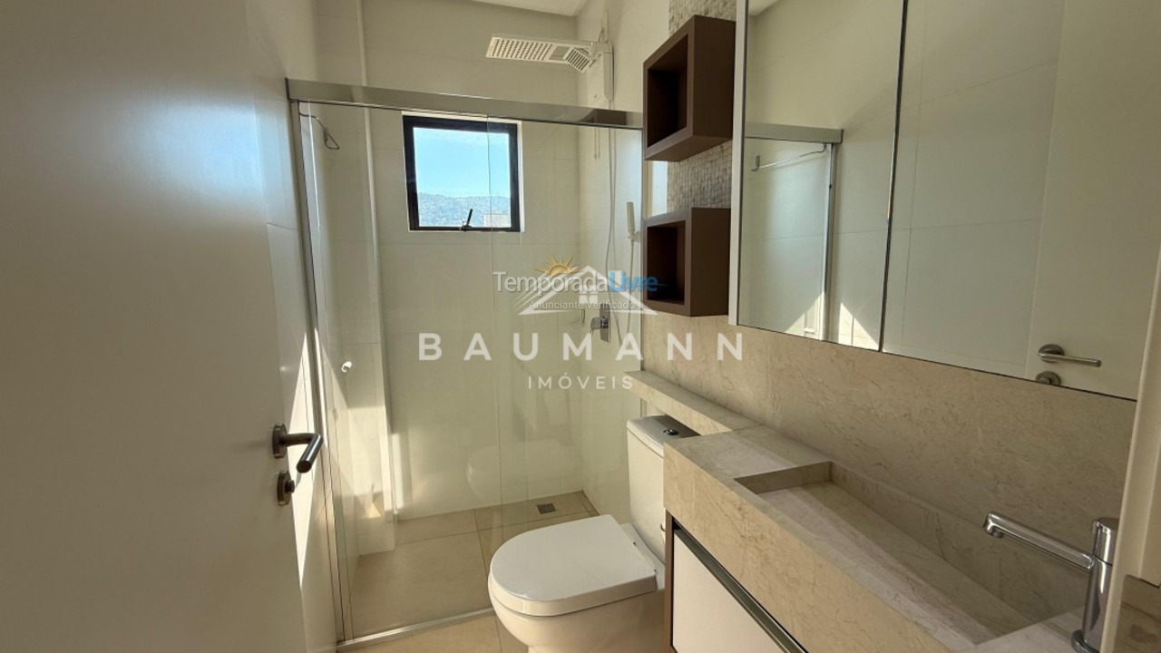 Apartment for vacation rental in Bombinhas (Praia de Bombas)