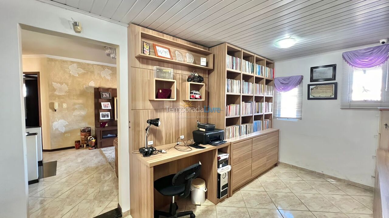 Casa para alquiler de vacaciones em Camboriú (Centro)