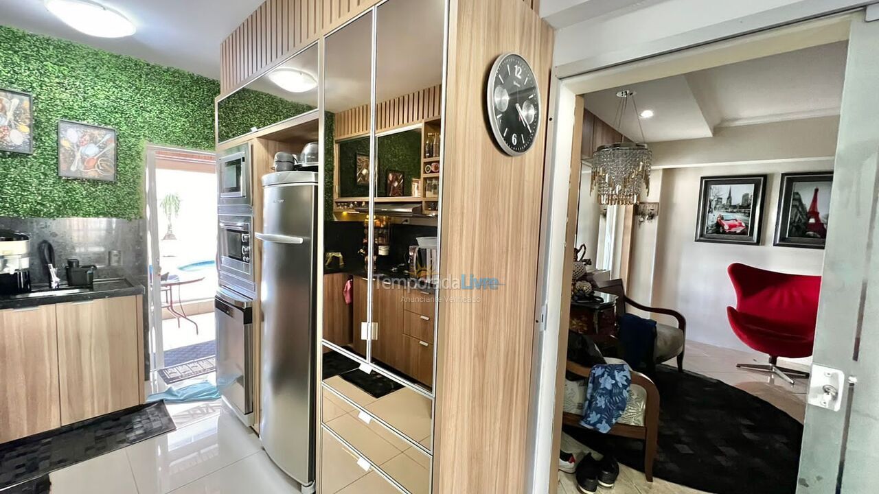 Casa para alquiler de vacaciones em Camboriú (Centro)