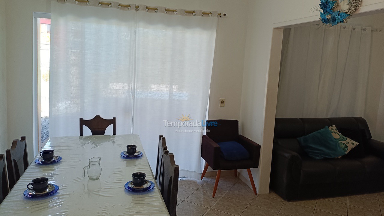 Casa para alquiler de vacaciones em São Francisco do Sul (Enseada)
