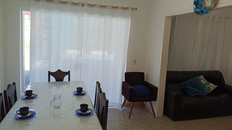 Excelente casa 4 habitaciones - 250 metros de la playa