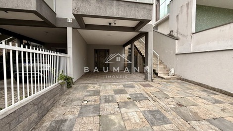 Casa 3 dormitórios para locação em Bombas