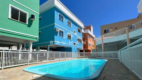 Apartamento na Praia de Bombas, aproximadamente 230 m do mar.