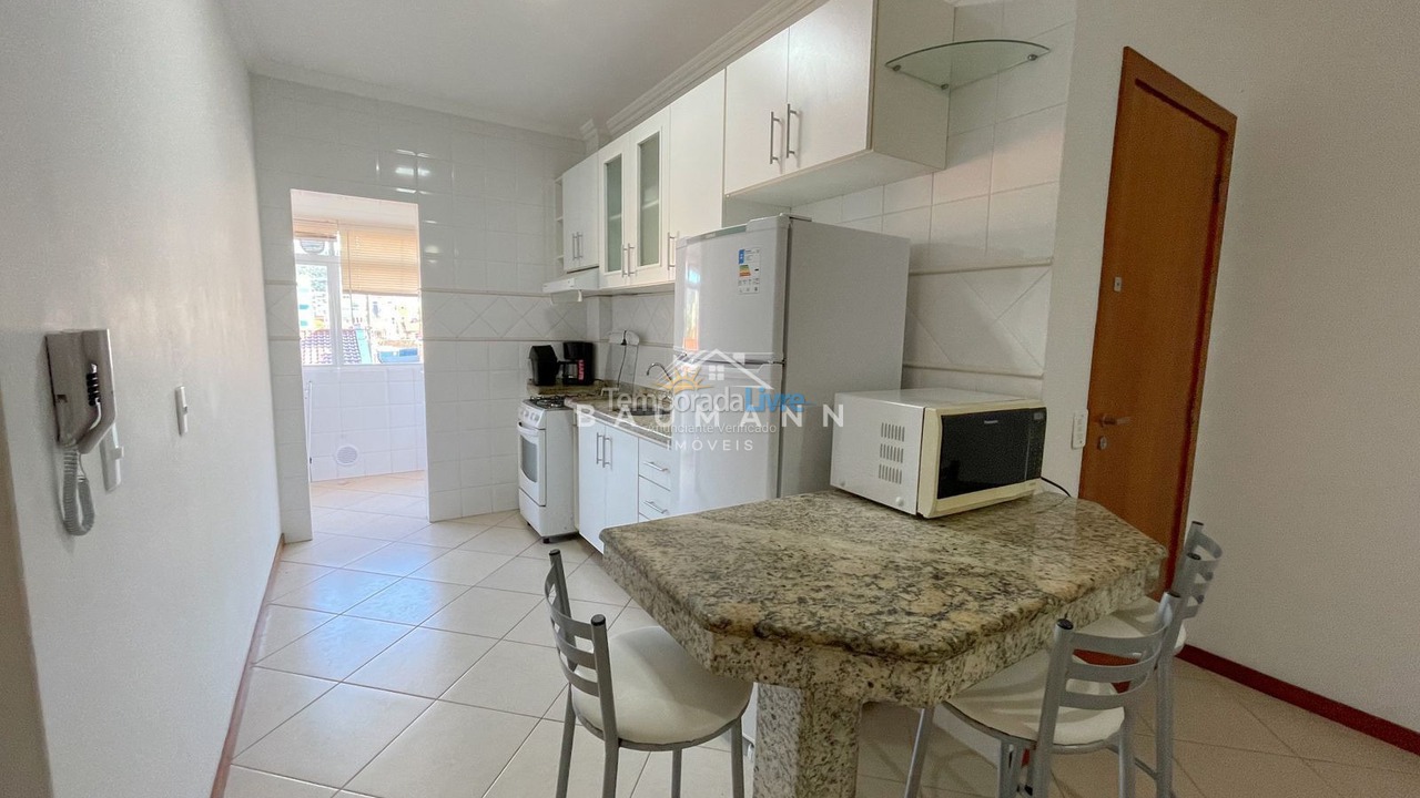 Apartamento para aluguel de temporada em Bombinhas (Praia de Bombas)