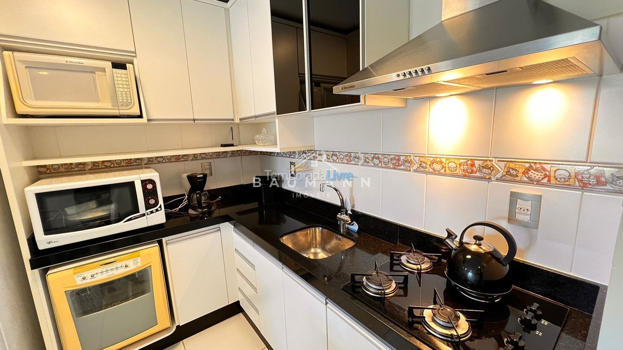 Apartamento para aluguel de temporada em Bombinhas (Praia de Bombas)