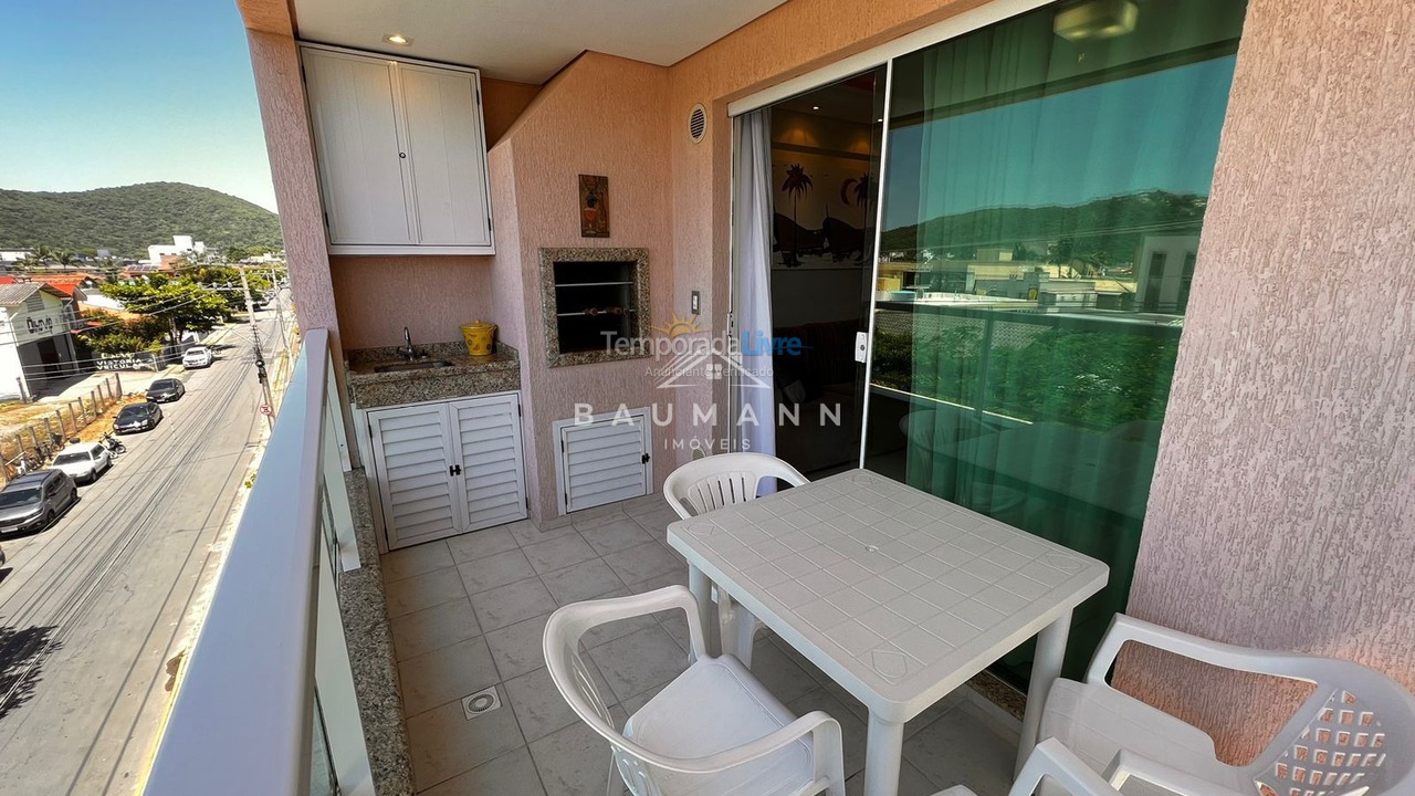 Apartamento para aluguel de temporada em Bombinhas (Praia de Bombas)