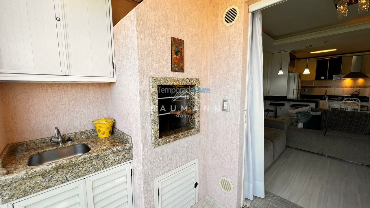 Apartamento para aluguel de temporada em Bombinhas (Praia de Bombas)