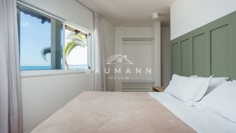 "Vive el Verano en Bombas: ¡Apartamento Disponible para Alquiler!"