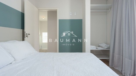 "Vive el Verano en Bombas: ¡Apartamento Disponible para Alquiler!"