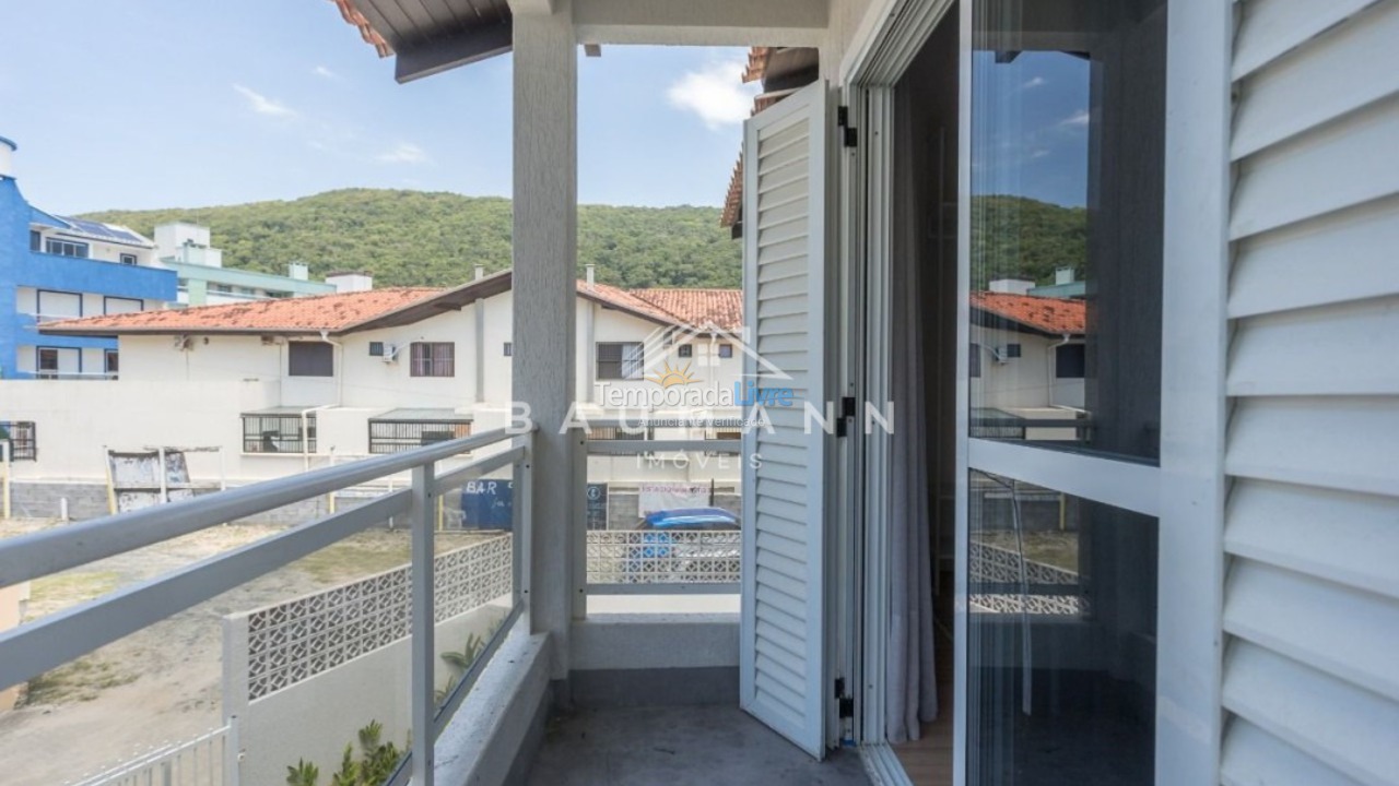 Apartamento para alquiler de vacaciones em Bombinhas (Praia de Bombas)