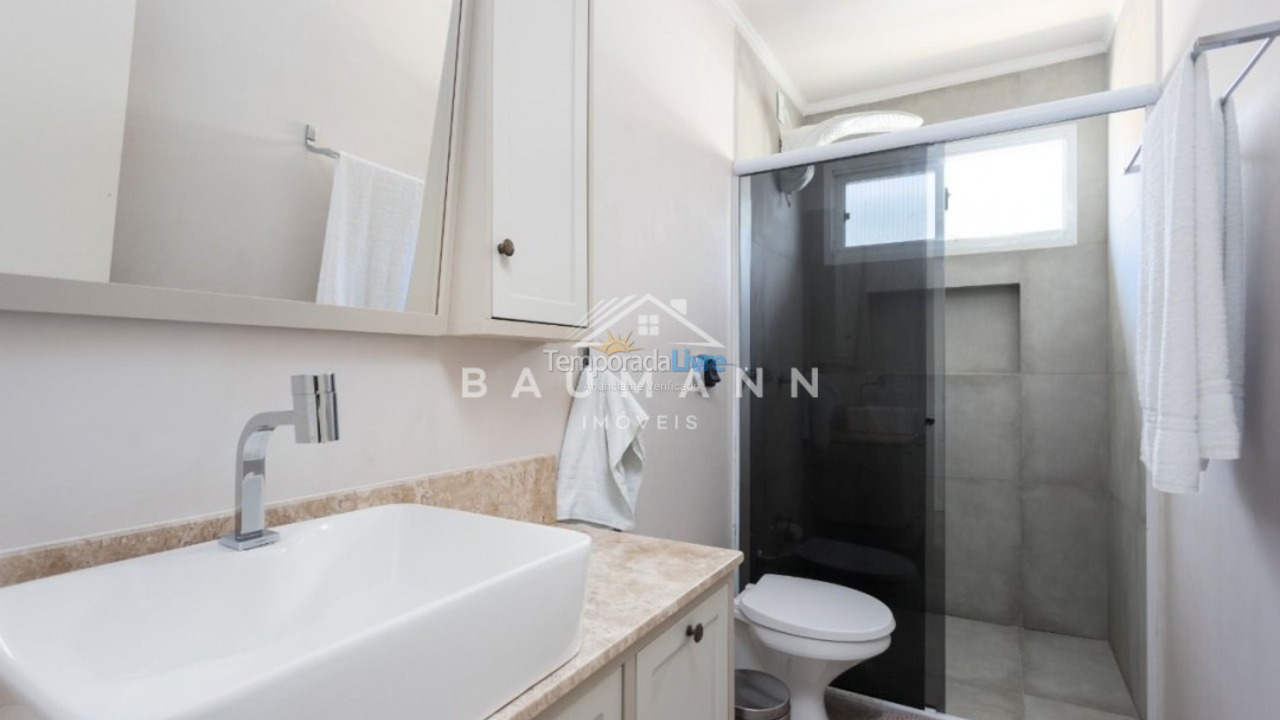 Apartamento para alquiler de vacaciones em Bombinhas (Praia de Bombas)